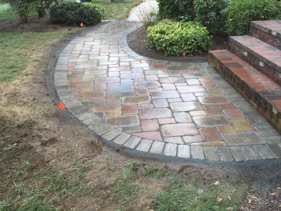 Curved Paver Walkway Design
